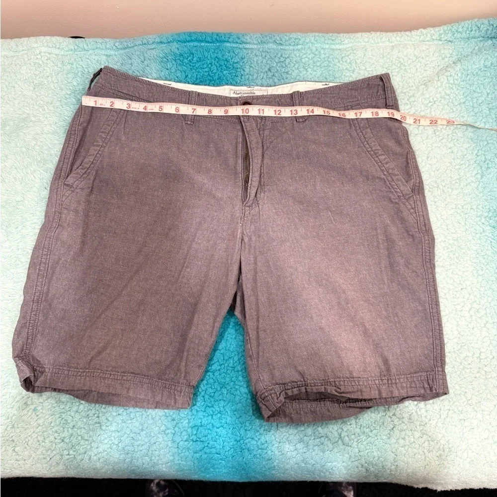 🔥Abercrombie & Fitch Men's Gray Shorts🔥